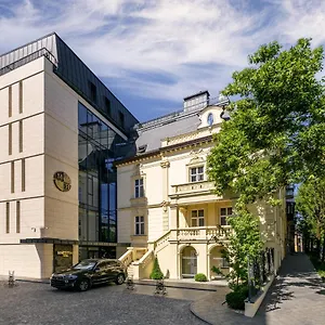 Maestral Hotel Lwów